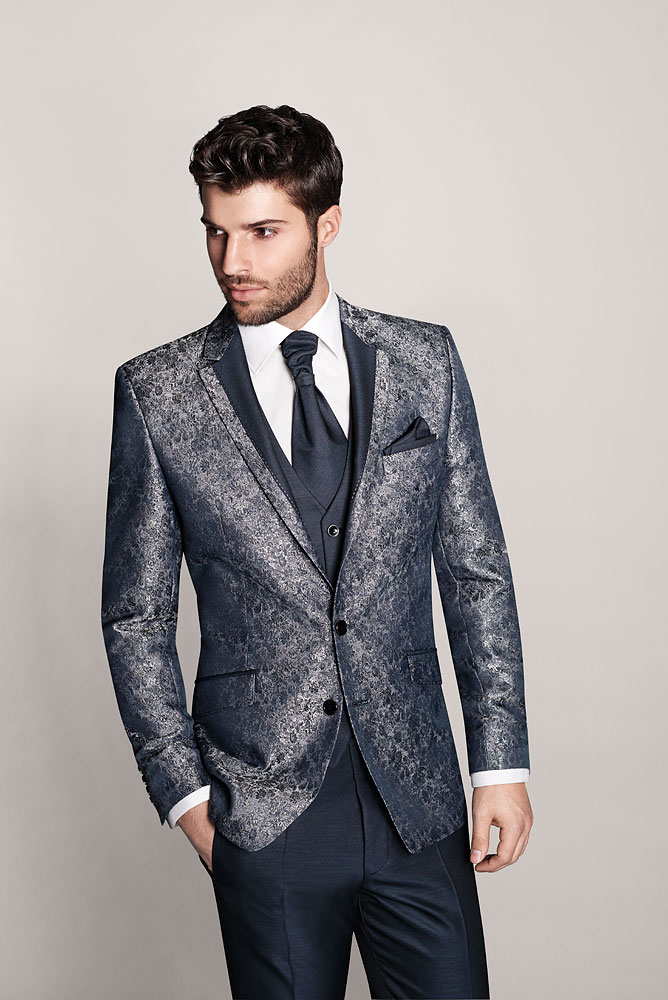 Single-breasted jacket with a blurred floral pattern - Tom Murphy's ...