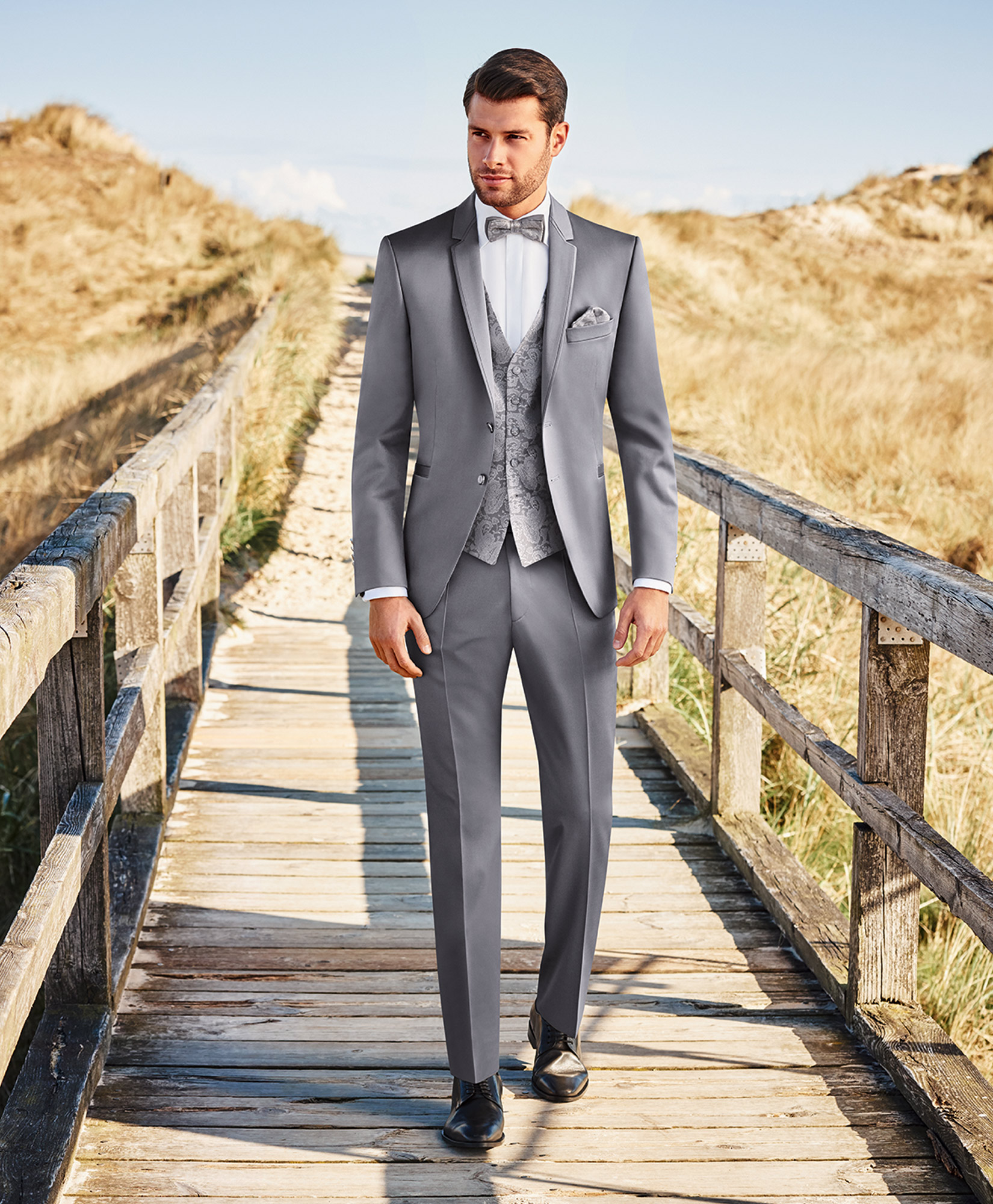 Royal Blue Blazer Masculino Slim Fit Mens Suits Wedding Groom Costume Homme  Best Man Groomsmen Tuxedos Jacket+Pants+Vest From Gwenhwyfar, $87.65 |  DHgate.Com
