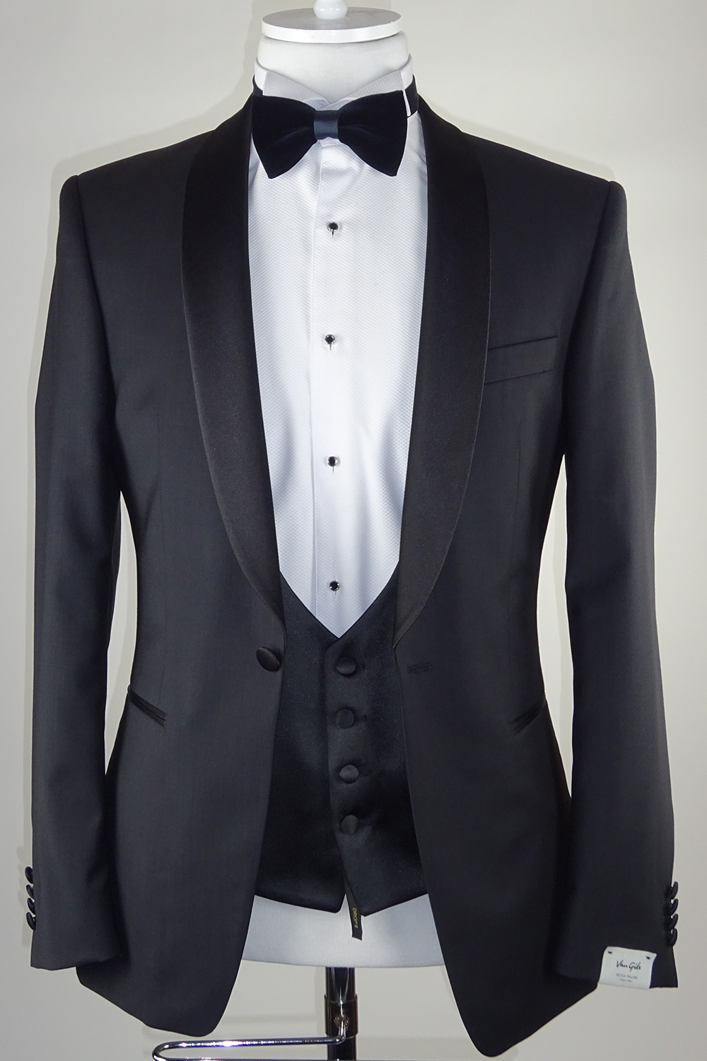 Black Shawl Ellis Tuxedo - Tom Murphy's Formal and Menswear