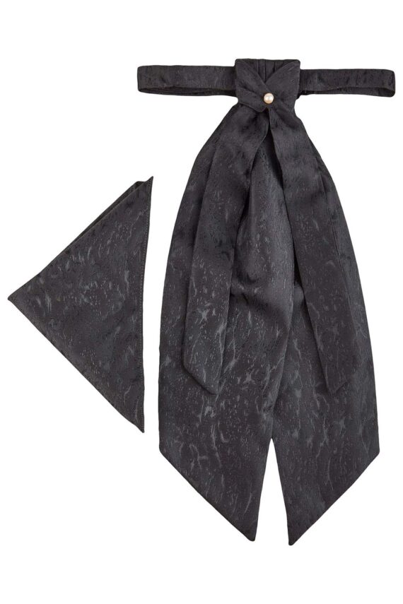 Black Cravat