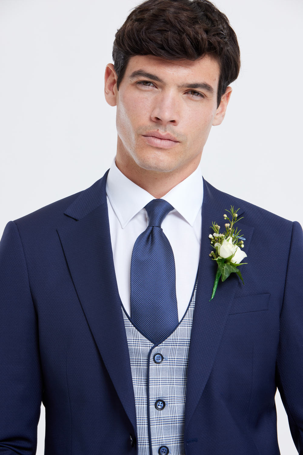Buy Raymond Grey Single Breasted Contemporary Fit Three Piece Suit - Suits  for Men 1795690 | Myntra